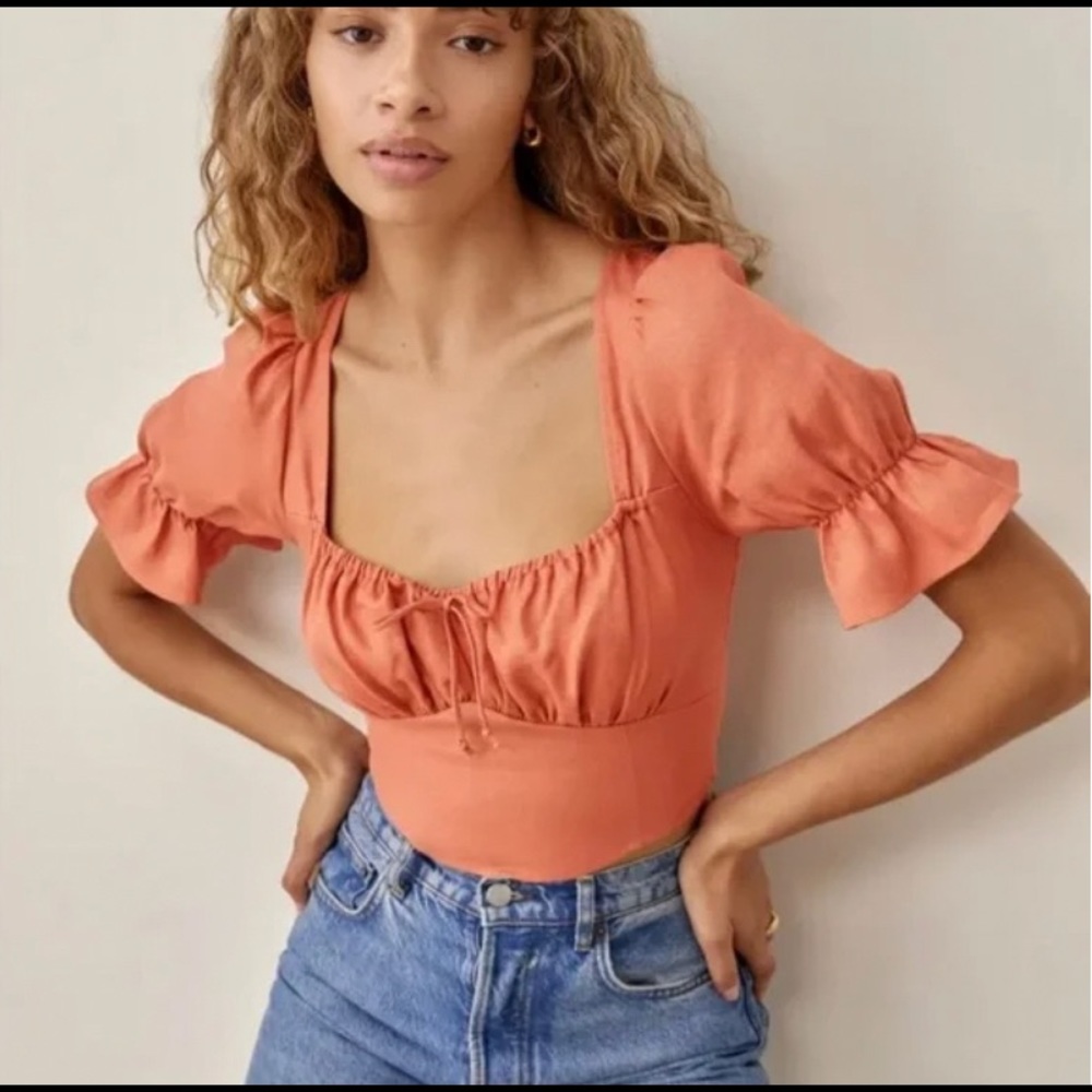 NWOT Reformation Montague top in Salmon Size 6